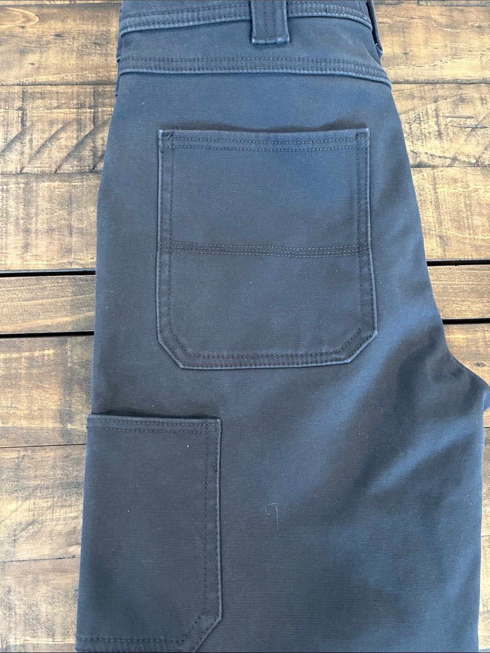 Coleman 34x32 Navy Cargo Pants with Red Plaid Lining - Picture 4 of 6